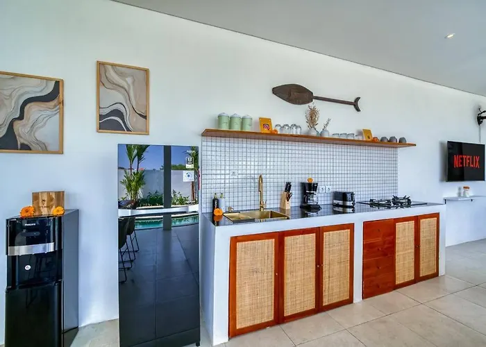 Promo Chic And Comfy 3bd Pererenan With Pool Canggu (Bali)