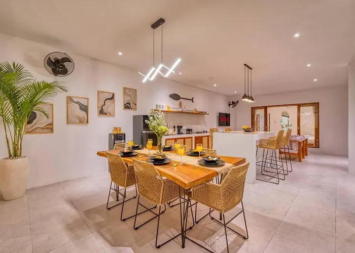 Villa Promo Chic And Comfy 3bd Pererenan With Pool Canggu (Bali)
